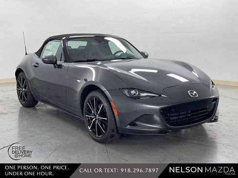 New 2025 MAZDA MX-5 Miata Grand Touring image 4
