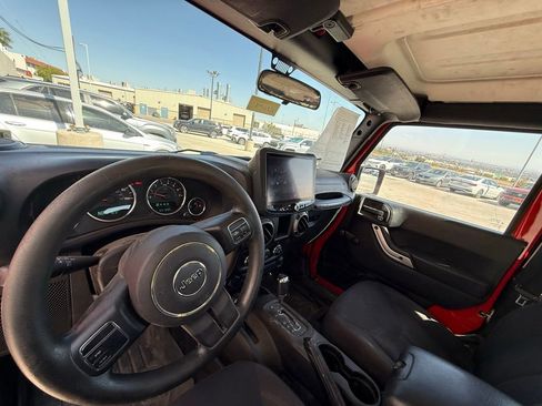 Used 2015 Jeep Wrangler Sport AWD/4WD image 10
