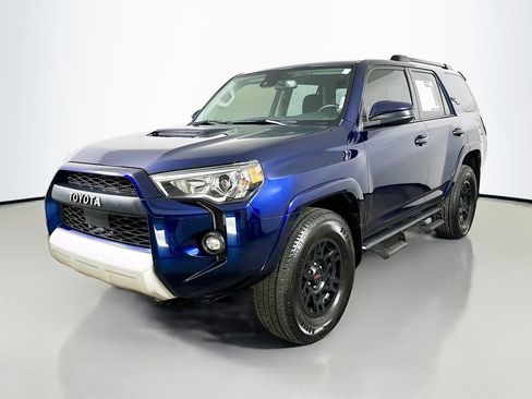Used 2022 Toyota 4Runner TRD Off-Road AWD/4WD image 3