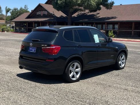 Used 2017 BMW X3 sDrive28i RWD image 6