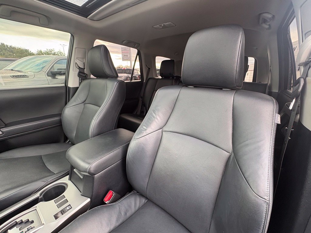 Used 2020 Toyota 4Runner Limited AWD/4WD image 13