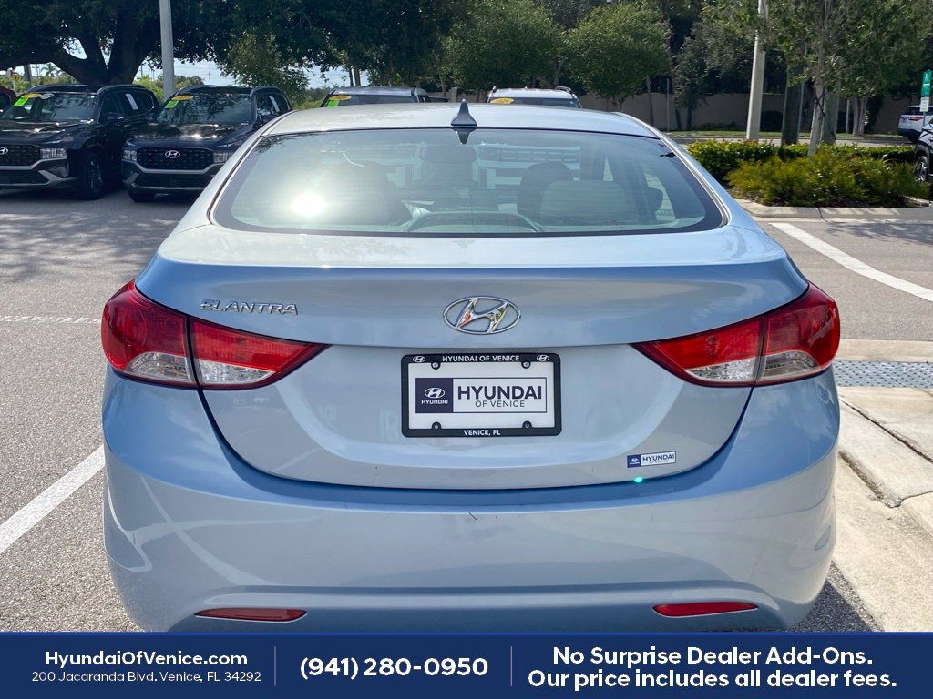 Used 2013 Hyundai Elantra GLS w/ Preferred Pkg FWD image 24