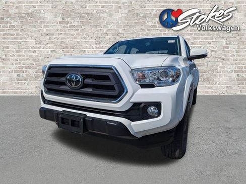 Used 2023 Toyota Tacoma SR5 w/ Technology Package AWD/4WD image 10