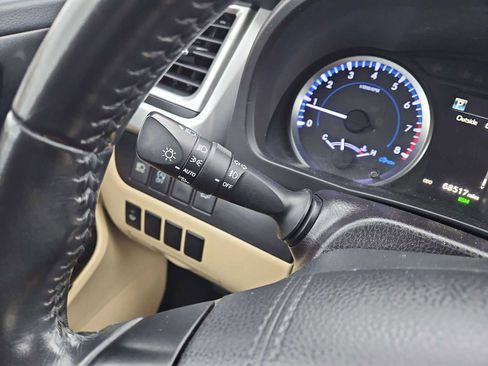 Used 2019 Toyota Highlander Plus image 27