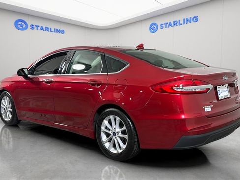 Used 2020 Ford Fusion SE FWD image 5