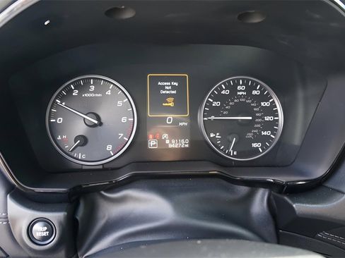 Used 2023 Subaru Outback Premium image 18