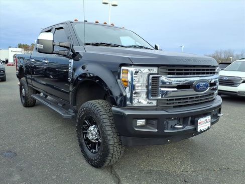 Used 2019 Ford F250 XLT w/ XLT Premium Package image 1