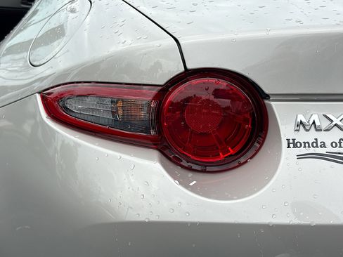 Used 2023 MAZDA MX-5 Miata Grand Touring w/ Weather Package image 11