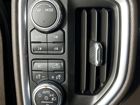 Used 2021 GMC Sierra 1500 Denali AWD/4WD image 13