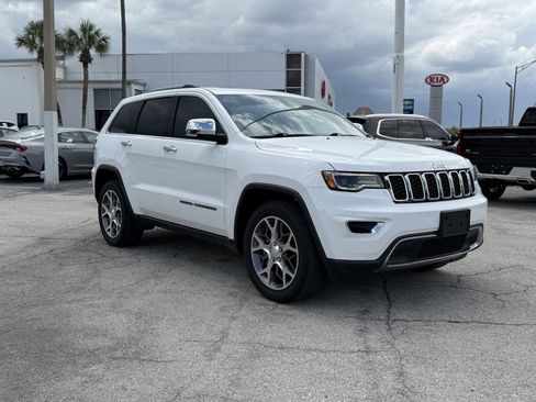 Used 2021 Jeep Grand Cherokee Limited w/ Luxury Group II RWD image 2