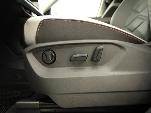 New 2026 Volkswagen Atlas Peak Edition image 11