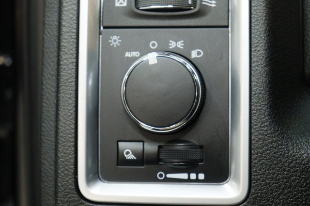 Used 2024 RAM 1500 Classic SLT AWD/4WD image 13