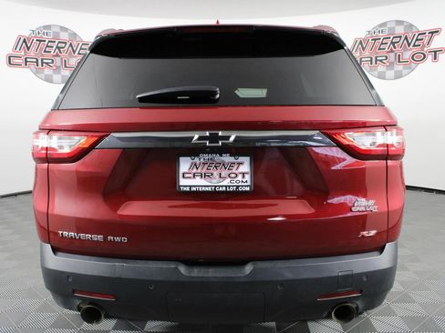 Used 2021 Chevrolet Traverse RS w/ LPO, Floor Liner Package AWD/4WD image 6