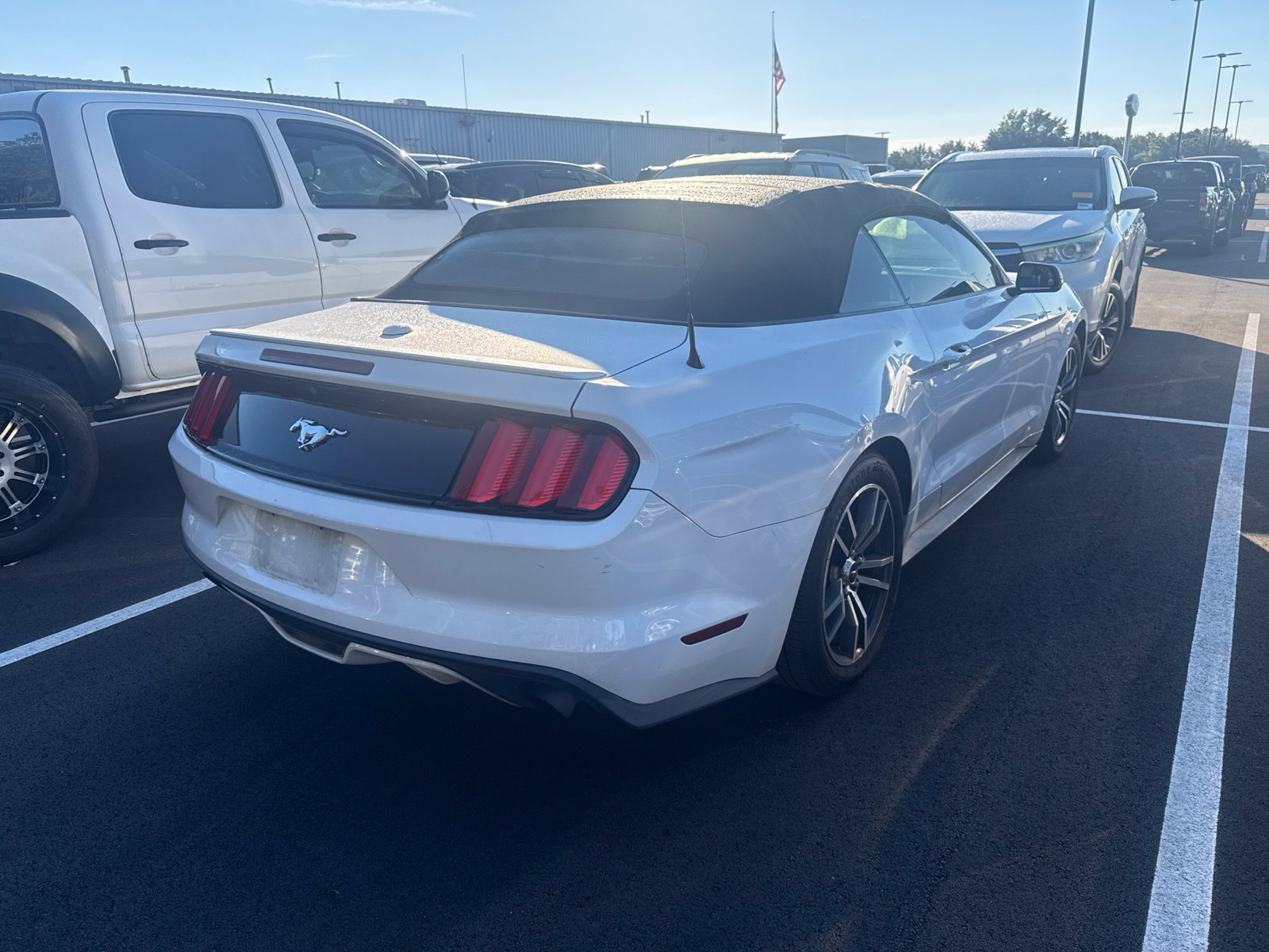 Used 2016 Ford Mustang Premium RWD image 6