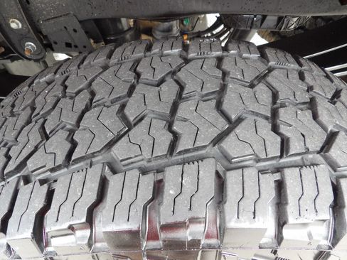 Used 2024 Ford F250 XLT w/ FX4 Off-Road Package AWD/4WD image 52