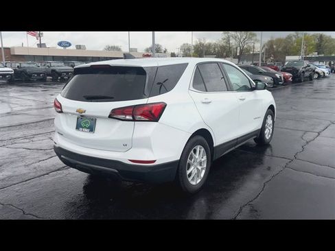 Certified 2024 Chevrolet Equinox LT FWD image 8