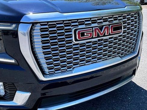 Certified 2021 GMC Yukon Denali w/ Denali Ultimate Package AWD/4WD image 30