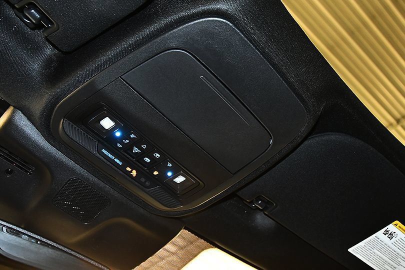 Used 2025 Ford Expedition Tremor AWD/4WD image 25