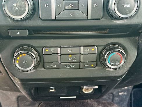 Used 2018 Ford F150 XL w/ Equipment Group 101A Mid AWD/4WD image 16