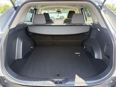 Used 2025 Toyota RAV4 XLE AWD/4WD image 30