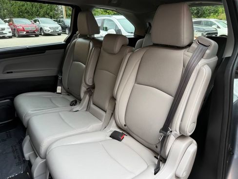 Used 2019 Honda Odyssey EX-L image 14