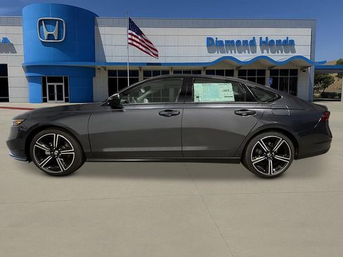 New 2026 Honda Accord SE image 2