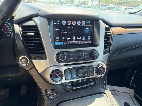 Used 2018 GMC Yukon XL Denali w/ Denali Ultimate Package AWD/4WD image 13