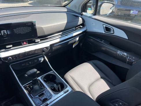 New 2026 Kia Carnival SX Prestige image 11