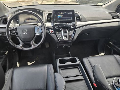 Used 2023 Honda Odyssey Touring image 14
