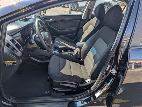 Used 2018 Kia Forte LX image 13