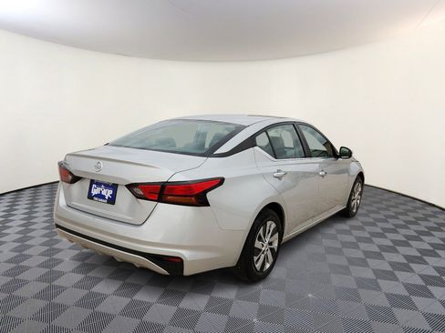 Used 2021 Nissan Altima 2.5 S image 4
