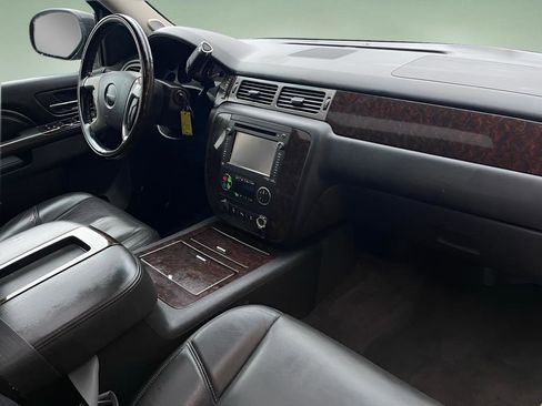 Used 2014 GMC Yukon Denali image 33