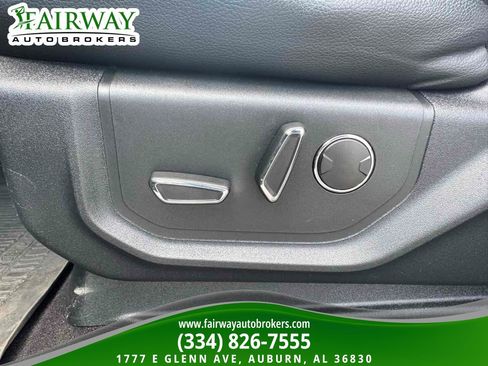 Used 2019 Ford Expedition XLT w/ Equipment Group 202A image 16