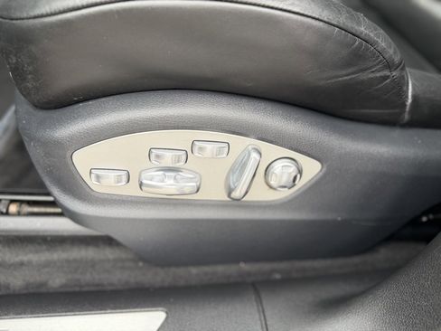 Used 2015 Porsche Macan S image 20