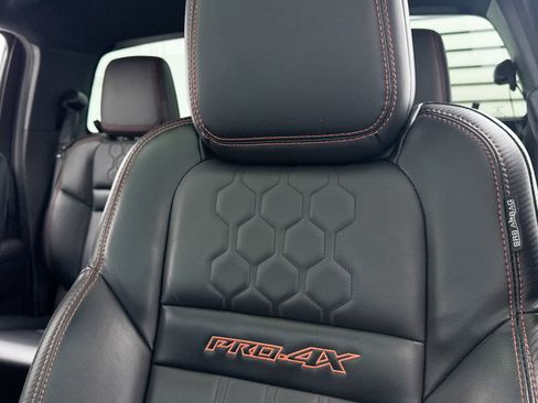 Used 2023 Nissan Frontier PRO-4X w/ Pro-4X Premium Package AWD/4WD image 4