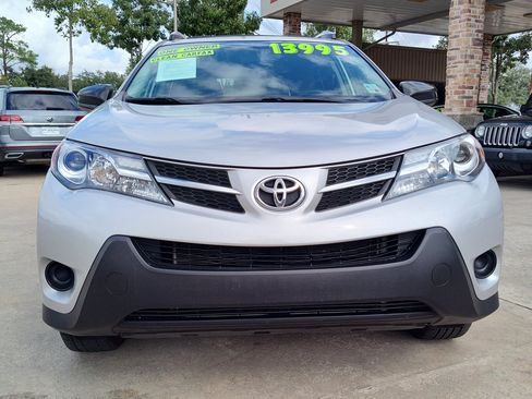 Used 2015 Toyota RAV4 LE image 10