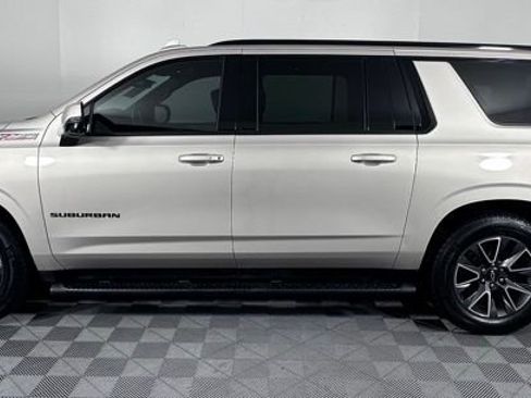 Used 2021 Chevrolet Suburban Z71 w/ Z71 Off-Road Package image 4