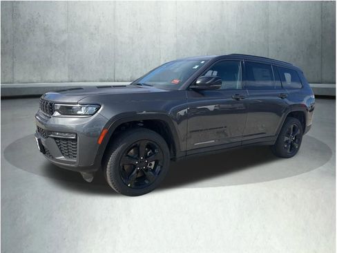New 2026 Jeep Grand Cherokee L Limited w/ Limited Altitude Package AWD/4WD image 1