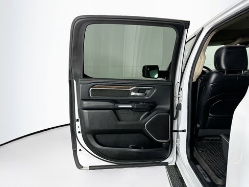 Used 2020 RAM 1500 Laramie image 27