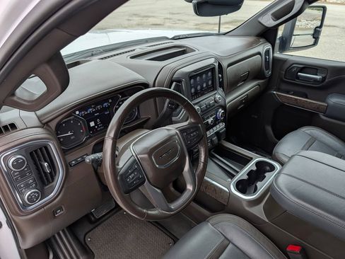 Used 2023 GMC Sierra 2500 Denali w/ Technology Package AWD/4WD image 22