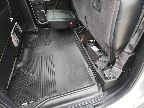 Used 2017 Ford F150 Platinum w/ Equipment Group 701A Luxury image 43