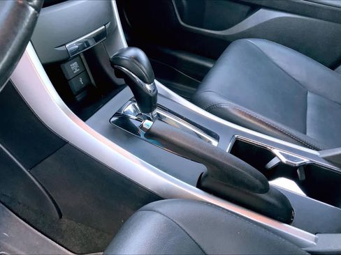 Used 2013 Honda Accord Sport image 16