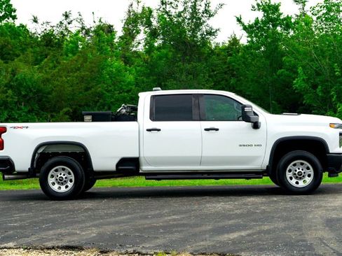 Used 2024 Chevrolet Silverado 3500 W/T w/ WT Convenience Package AWD/4WD image 5