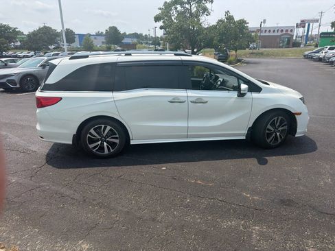 Used 2019 Honda Odyssey Elite image 17