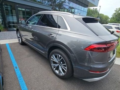 Used 2025 Audi Q8 Premium Plus AWD/4WD image 6