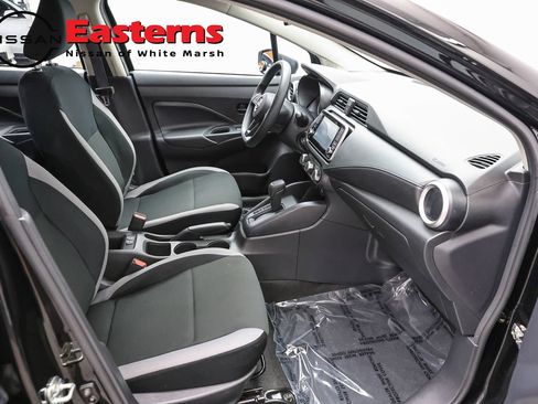 Used 2025 Nissan Versa S FWD image 23