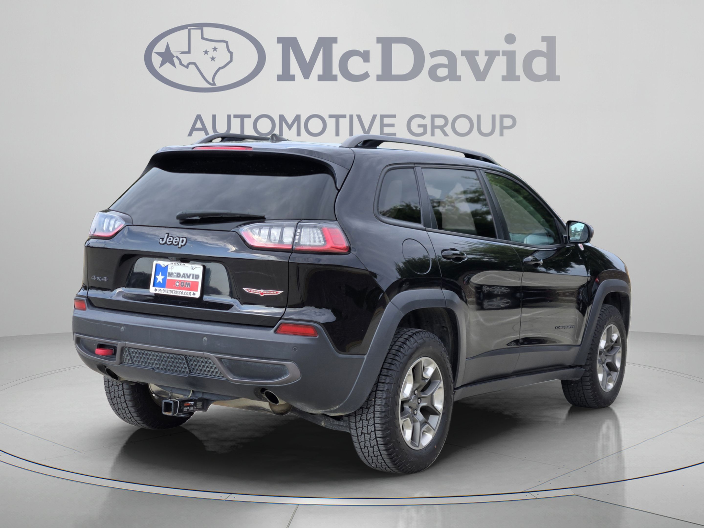 Used 2019 Jeep Cherokee Trailhawk AWD/4WD image 6