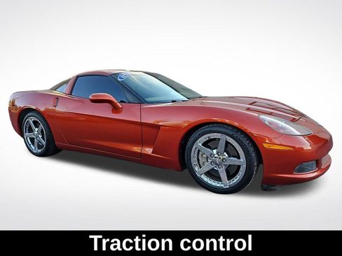 Used 2005 Chevrolet Corvette Coupe w/ Preferred Equipment Group RWD image 7