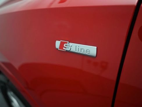 Used 2024 Audi Q3 2.0T Premium AWD/4WD image 47