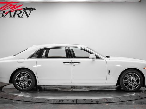 Used 2012 Rolls-Royce Ghost Extended Wheelbase image 6